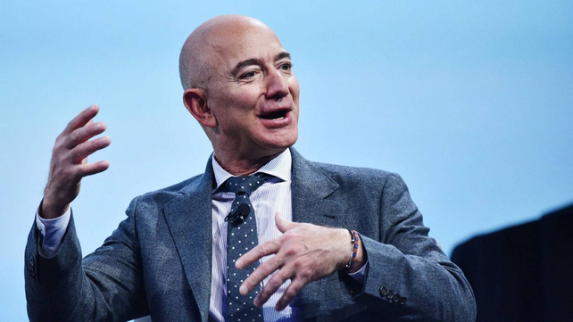 Jeff Bezos se convirtió en el hombre más rico del mundo tras superar a Elon Musk