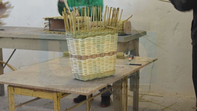 Taller de mimbrería.&nbsp;