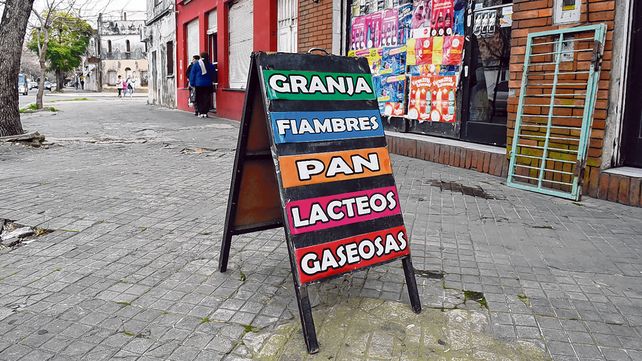 El programa local Precios Justos incluirá una canasta navideña con 65 productos.