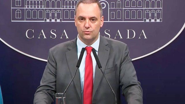 El Gobierno ordenó desclasificar archivos vinculados a las Fuerzas Armadas en la Dictadura