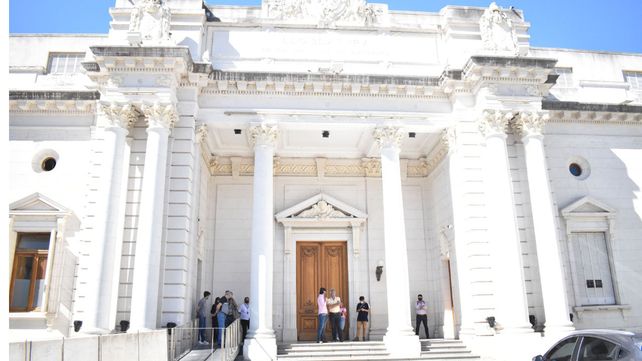 La oposición en la Legislatura santafesina volvió a pedirle al gobierno provincial que envíe el texto del acuerdo con Nación por la deuda por coparticipación. 