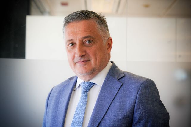 Alberto está convencido que la educación financiera es fundamental para hacer crecer el conglomerado pyme del país.