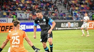 Con tres goles de Maravilla Martínez, Racing venció a Central Córdoba 3-1.