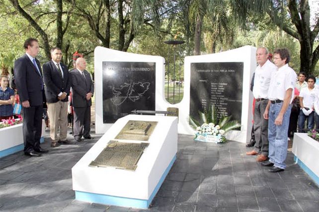 A 31 años, fueron recordados los héroes de la gesta en Reconquista