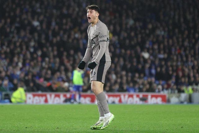 Alejo Veliz debe viajar a Inglaterra en los próximos días. En Central quieren tenerlo nuevamente en el equipo.
