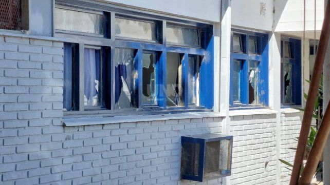 Ataque comisaría de barrio El Pozo