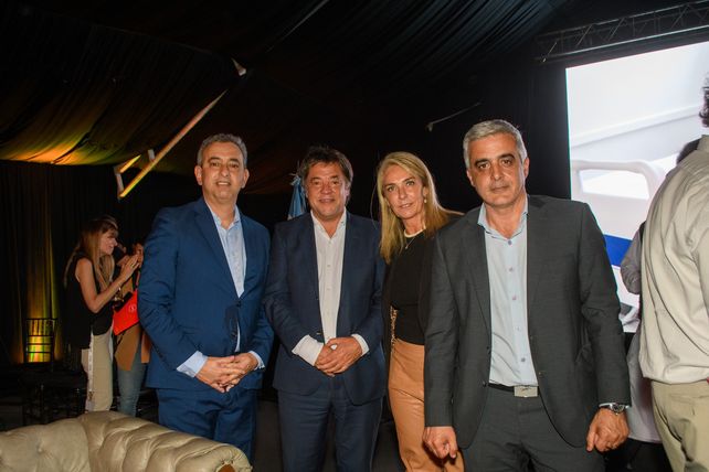 Pablo Javkin, Gustavo Scaglione, María Eugenia Schmuck y Franco Bartolacci