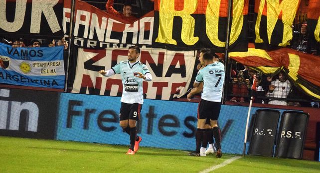 Colón retomó los trabajos con dos jugadores “tocados”