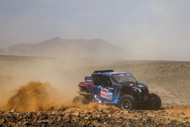 El binomio Anuar-Castillo se metió en el top 10 del Dakar, pero quiere ir por más.