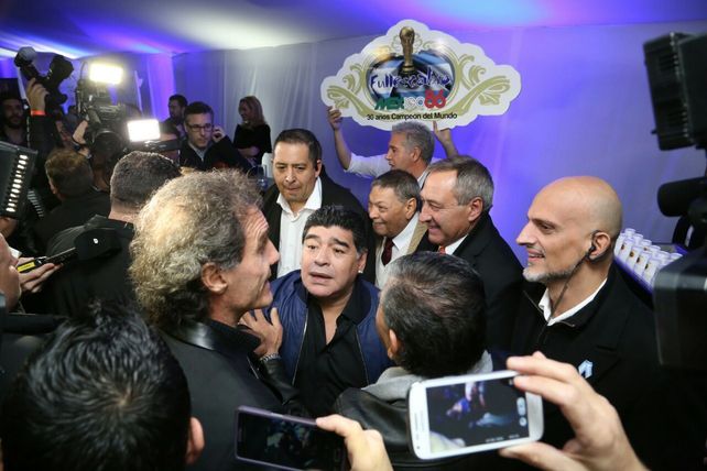 Santa Fe participó del homenaje a los campeones del mundo del 86