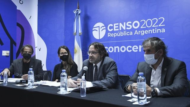 Según el Indec, las mujeres hacen más trabajo productivo que los hombres