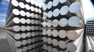 La medida afecta directamente a Aluar, productora de aluminio