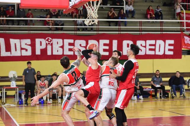 Provincial en un encuentro muy peleado perdió en el último segundo