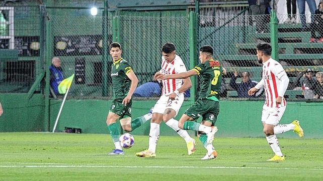 Unión buscará ante Atlético Tucumán cortar una racha de ocho partid
