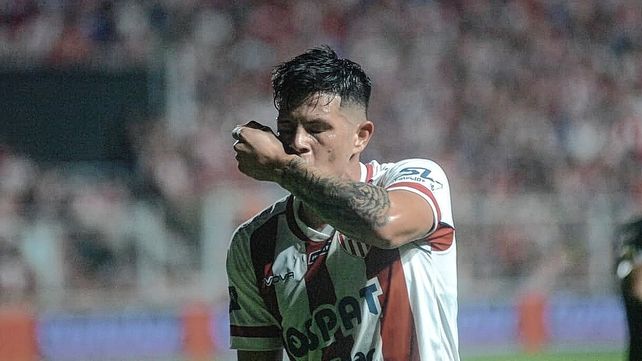 Marcelo Estigarribia será titular por primera vez en el Torneo y tendrá que aprovechar la chance que le da Madelón.