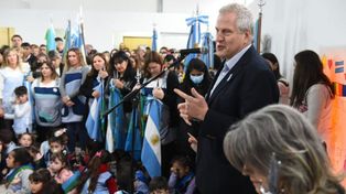 Creemos que hay que pasar los partidos de Argentina en las escuelas
