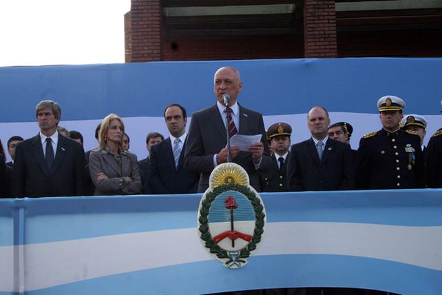 El gobernador encabeza la celebración del 25 de Mayo