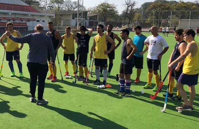 Mucha acción en el interasociaciones de hockey
