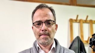 El sociólogo Ariel Wilkis presentó en Rosario la nueva edición de su libro.