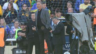 Miguel Ángel Russo llevó a Central otra vez a la victoria. El canalla le ganó a Newells con gol de Malcorra.