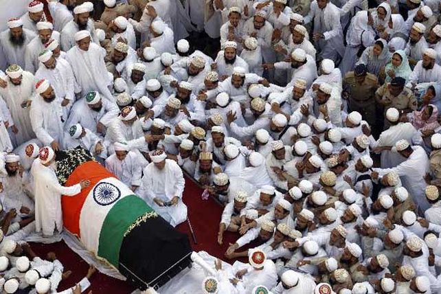 Muertos y heridos durante estampida humana en India