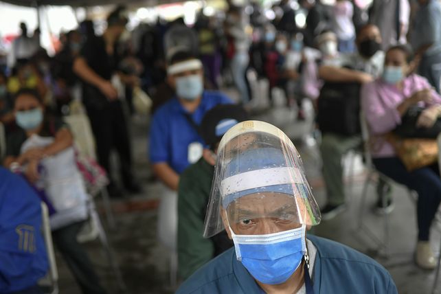 Coronavirus: reportaron 21.346 nuevos casos y 348 muertes en las últimas 24 horas