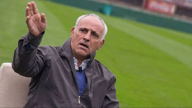 Antonio Alzamendi fue campeón con River y con la selección uruguaya. Antonio Alzamendi fue campeón con River y con la selección uruguaya.
