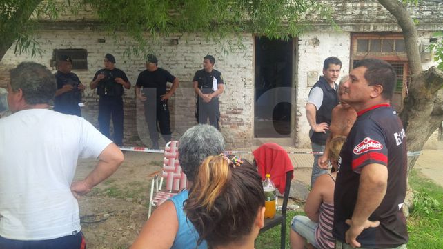 De tres puñaladas, asesinaron a un hombre en barrio Yapeyú