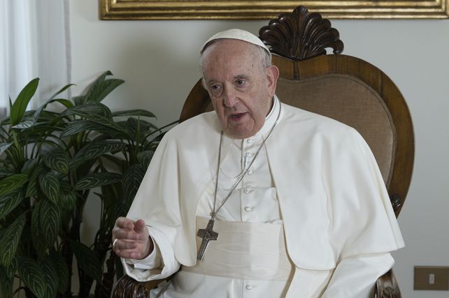 El Papa Francisco revisó los casi 10 años de su papado y criticó a las Naciones Unidas: “No tiene el poder para frenar una guerra”