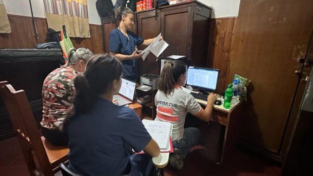 Las ciudades de Gualeguay y Gualeguaychú continúan con la asistencia a los evacuados a causa de la inundación. Se advirtió por el alerta de tormentas