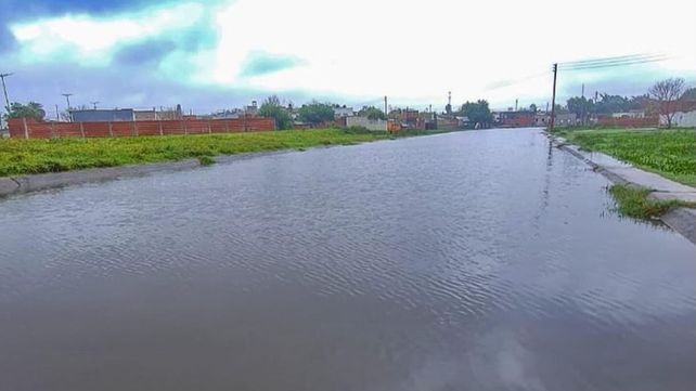 Defensa Civil de Gualeguaychú analiza usar Inteligencia Artificial para emitir alertas tempranas y la crecida que afecta a familias y prestadores turísticos