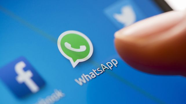 Piden a Facebook dejar de intercambiar datos con WhatsApp Piden a Facebook dejar de intercambiar datos con WhatsApp