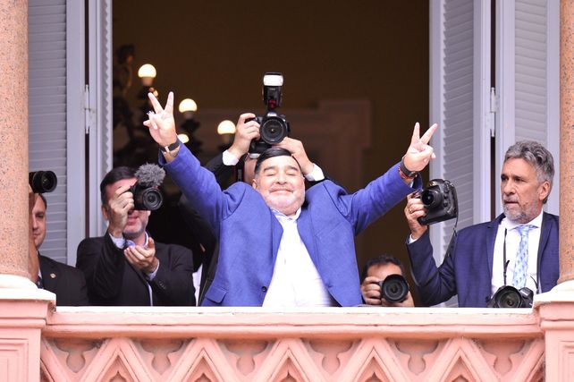 Además del Pulga, Maradona le apunta al gran objetivo de Colón