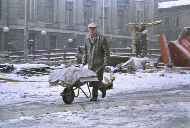 Supervivencia en Sarajevo en enero de 1993. La capital bosnia sufrió 4 años de asedio de los serbios. Miles murieron. 