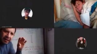 El viral del momento: un profesor se queja del alumno que sigue la clase virtual desde la cama