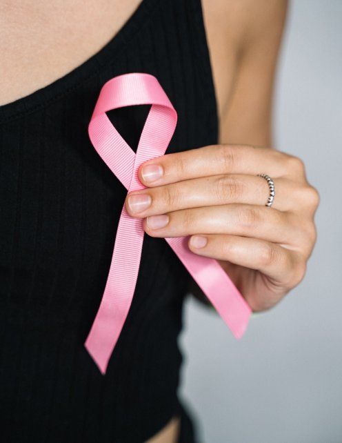 Osucma propone acompañar a las mujeres con cáncer de mama desde una mirada integral