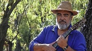 Zurdo Martínez. Como quien devolviera un pichón al nido.