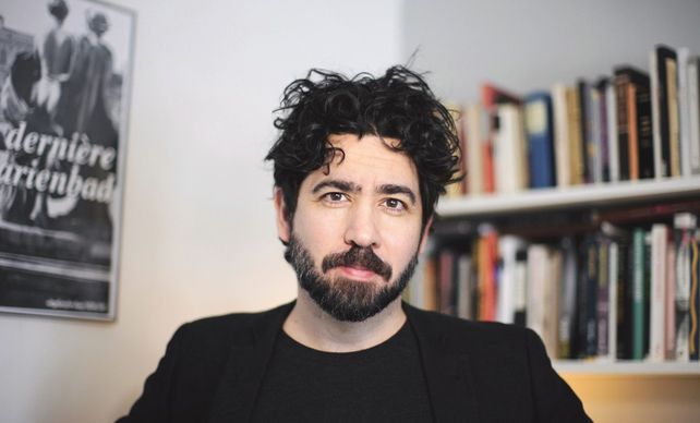 Aloras recibió premios internacionales por su primer documental.