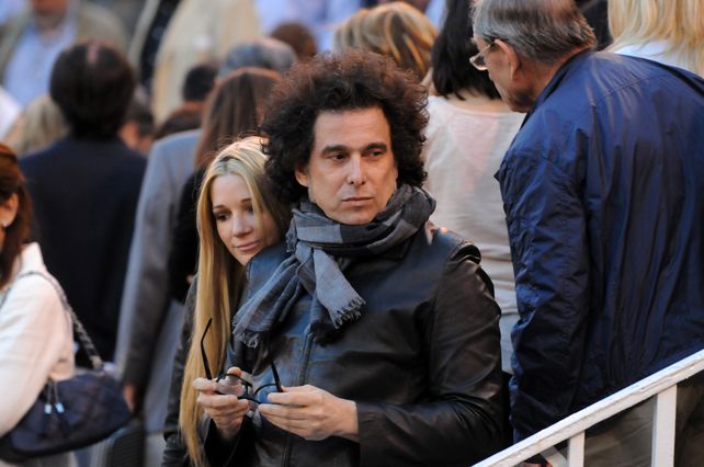 Calamaro se encuentra en Santiago junto a su novia Micaela.