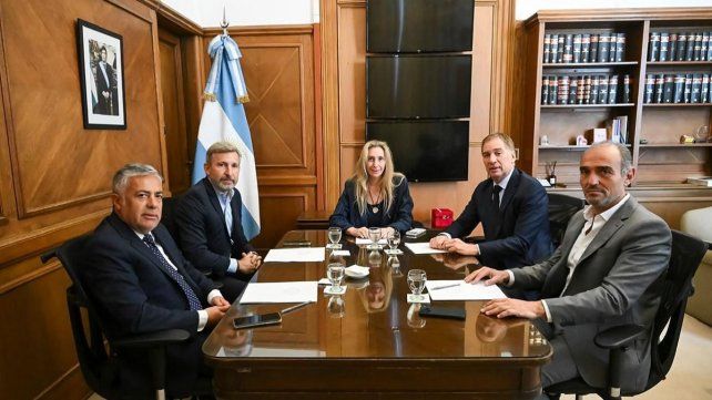 Rogelio Frigerio se reunió con Karina Milei para avanzar en obras en rutas nacionales.