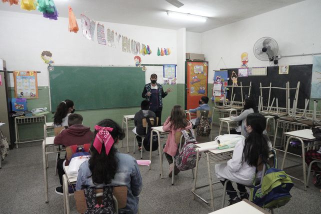 Amsafé ratificó la medida de fuerza y este miércoles y jueves no habrá clases en las escuelas públicas de la provincia.&nbsp;