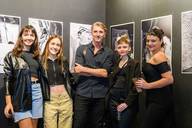 Emilia Pagella, Yamila Bolatti, Gustavo Goñi, Cande Manzanares y Catalina Mauré