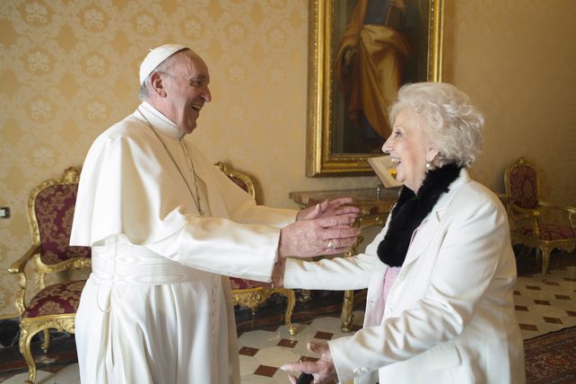 Encuentro entre el Papa y Estela de Carlotto (Abuela de Plaza de Mayo) en el Vaticano, Febrero 2018. 