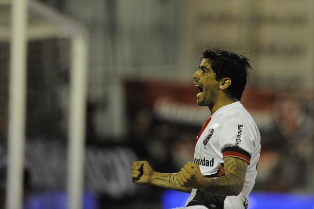 Newells: Banega tiene que mirar atrás y apelar a la memoria emotiva