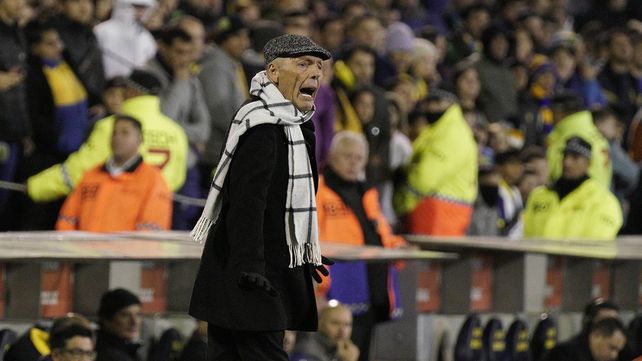 Russo se despidió de Central tras dirigir 301 partidos en el club.