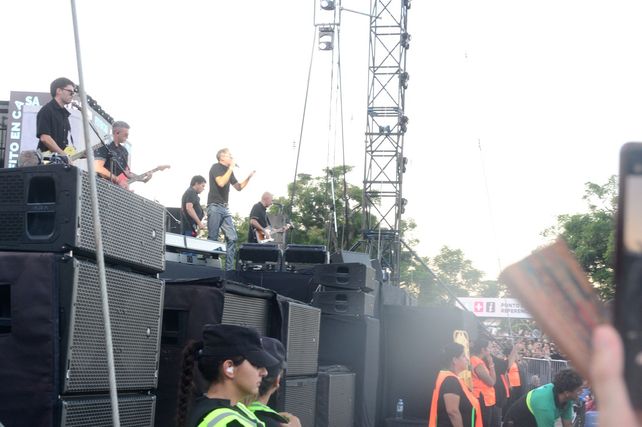 Fito Páez en Rosario: arrancaron los shows previos y el Monumento ya está repleto