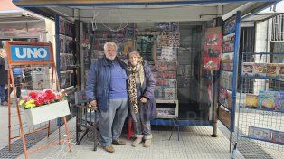Sus dueños, una pareja de jubilados, están en esa esquina de Paraná desde hace 25 años. Somos parte de la historia, de este lugar. Estamos muy tristes, dijo