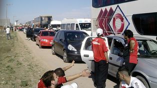 Los leprosos quieren viajar.