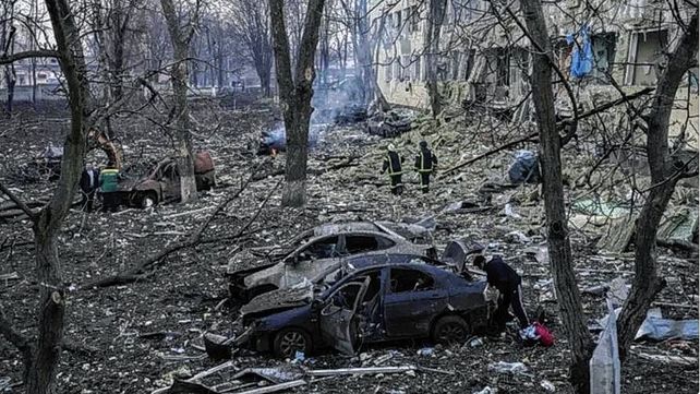 Rusia lanza el asalto final a Mariúpol, que ya está reducida a escombros