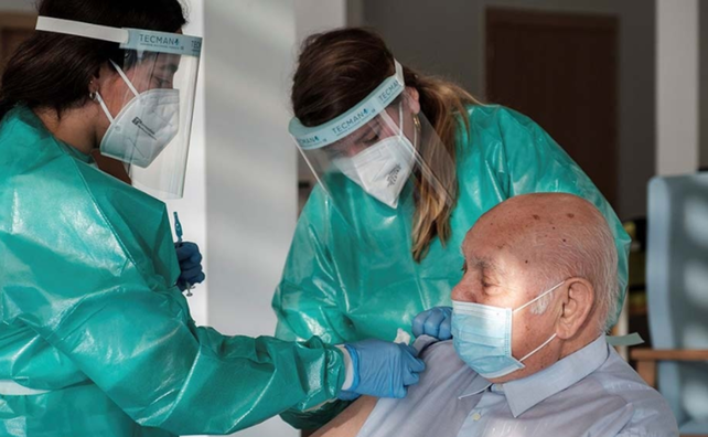 Coronavirus: detectan en Italia la variante AY.4.2, más contagiosa que la Delta